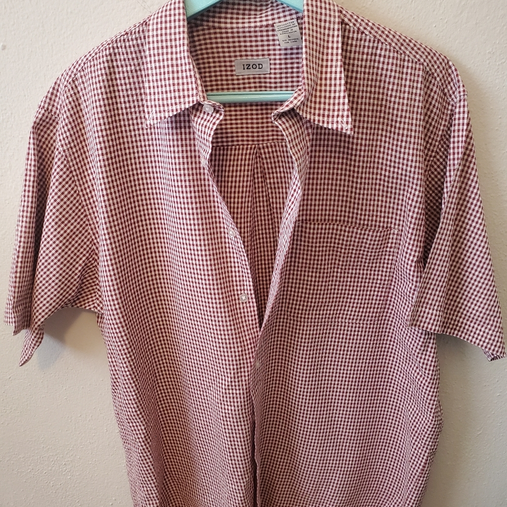 Izod Men's Button Up, Short sleeved
